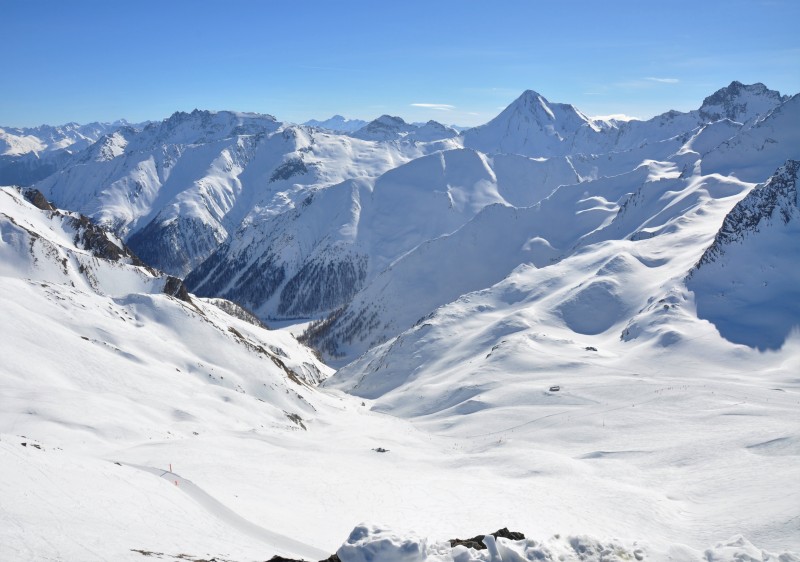 Ski your way into Switzerland toward Samnuan from Ischgl