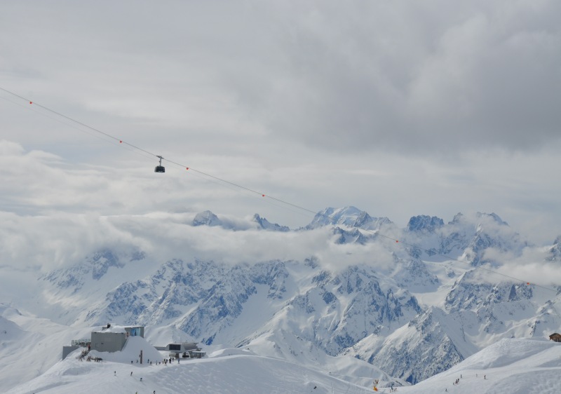 Freeride Skiing Trilogy: Chamonix - Verbier - Zermatt, Azimut on Powderhounds
