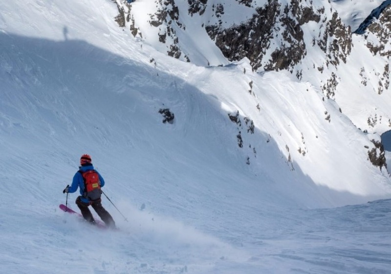 Freeride Skiing Trilogy: Chamonix - Verbier - Zermatt, Azimut on Powderhounds