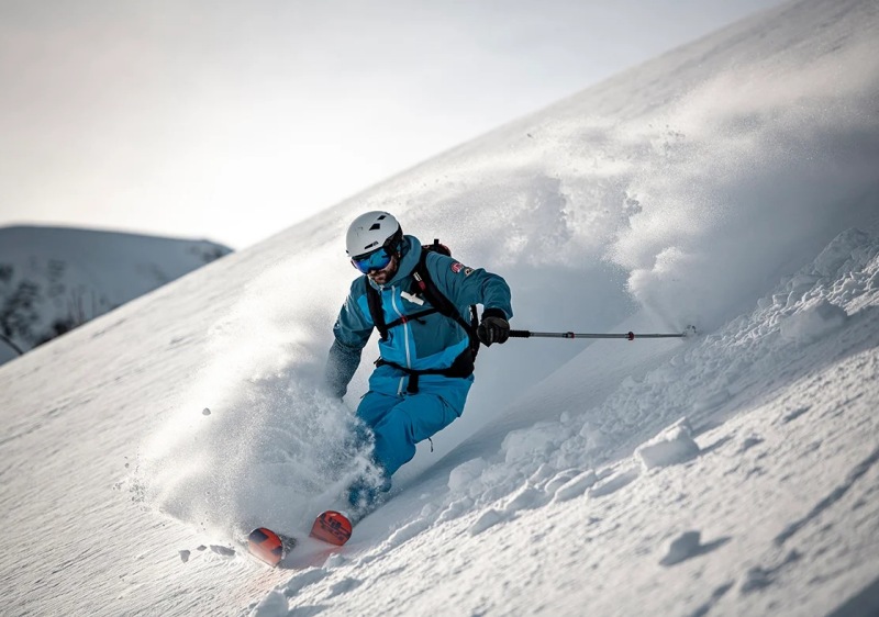 Freeride & Ski Touring Camp From Innsbruck, powder skiing